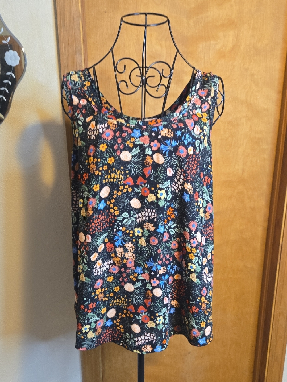 Philosophy Black Floral Scoop Neck Tank with Multicolor Blossoms